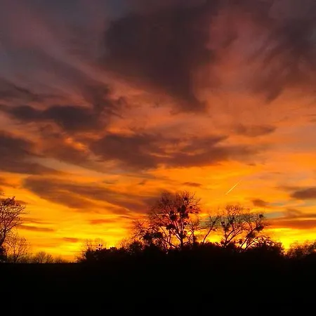 לינה וארוחת בוקר D'hotes Notre Paradis
