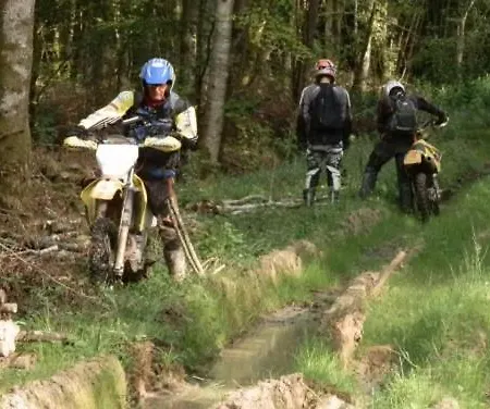 לינה וארוחת בוקר D'hotes Notre Paradis *