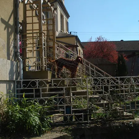 לינה וארוחת בוקר D'hotes Notre Paradis