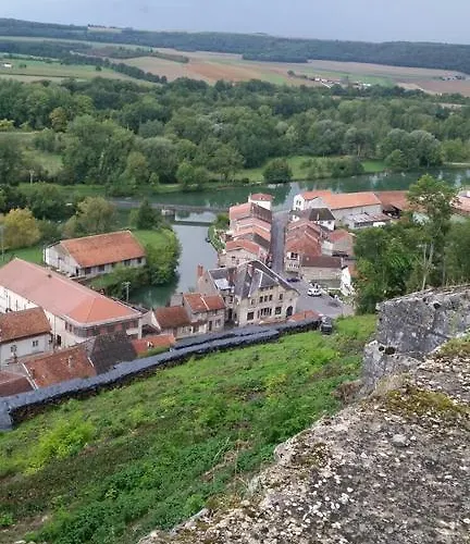 Bed & Breakfast D'hotes Notre Paradis Dun-sur-Meuse
